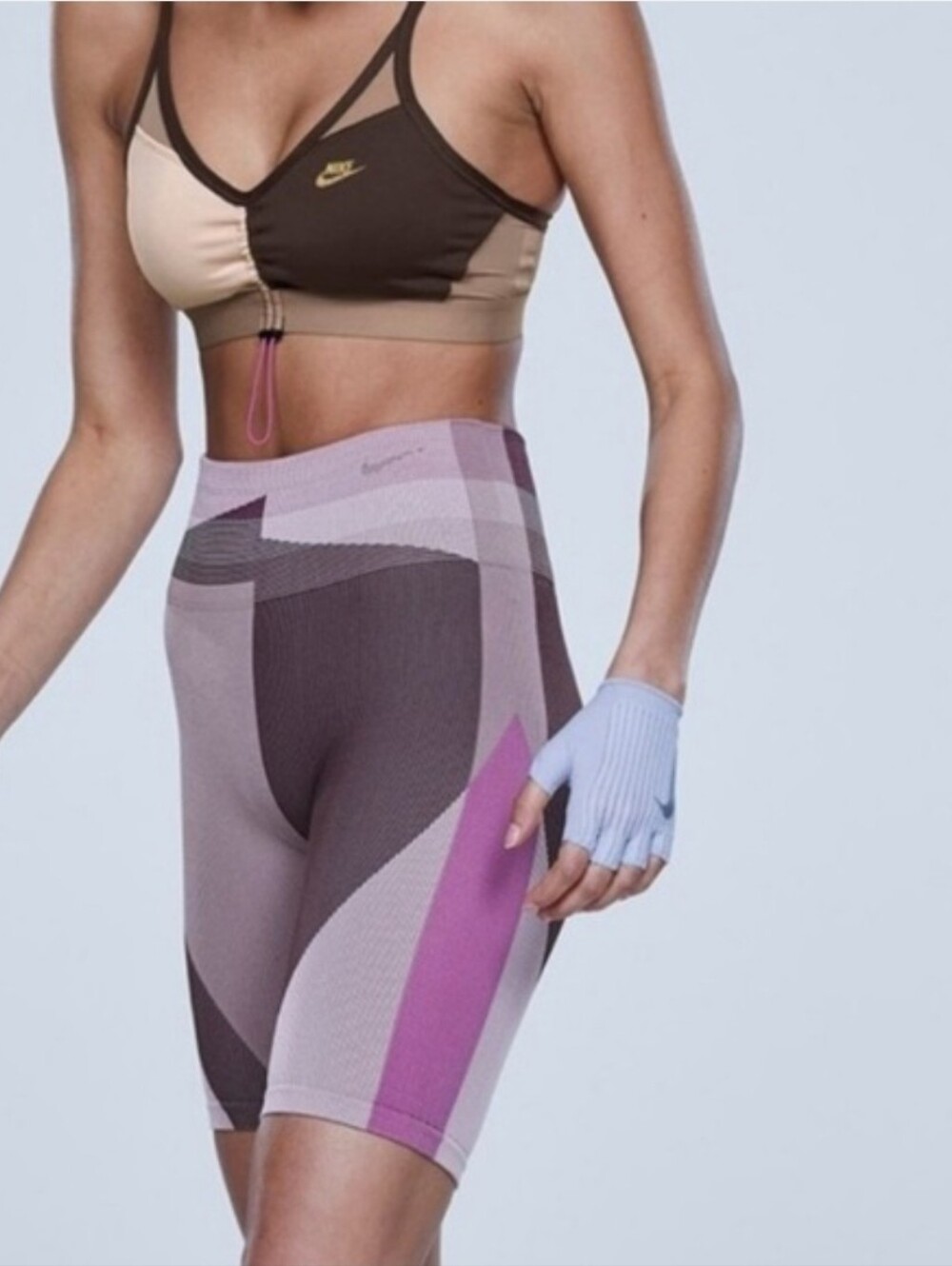 NWT Nike Icon Clash Sculpt Seamless 8" Training Shorts Womens Size S